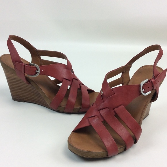 franco sarto red wedges